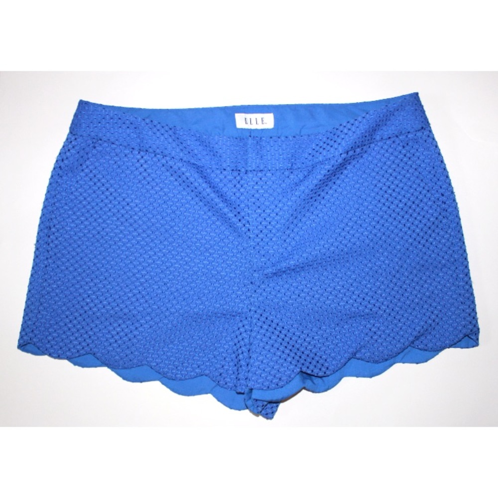 Elle Scalloped Hem Blue Textural Summer Shorts - Picture 1 of 3